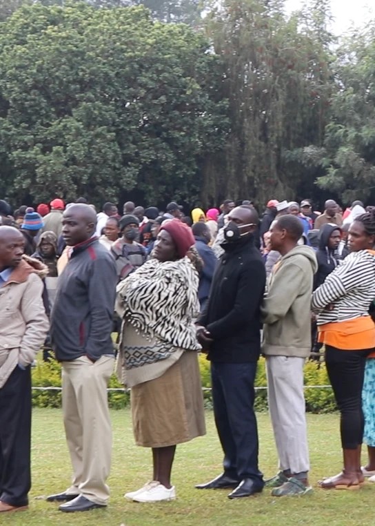 Voters in line during past election